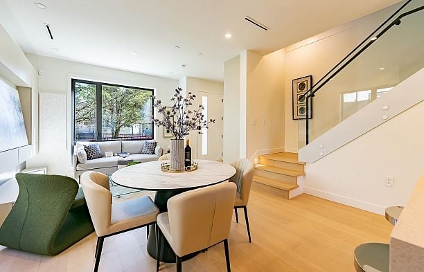 6577 Lime Street S.W. Marine