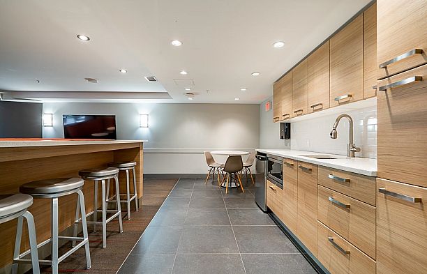 524 1783 Manitoba Street False Creek