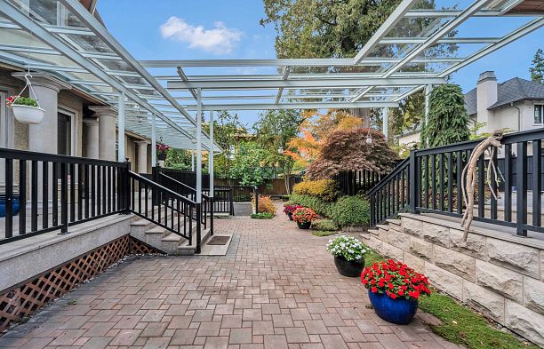 2769 W 49th Avenue Kerrisdale