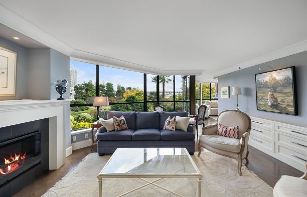 205 1470 Pennyfarthing Drive False Creek