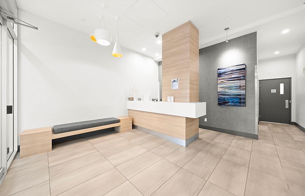 706 1788 Columbia Street False Creek