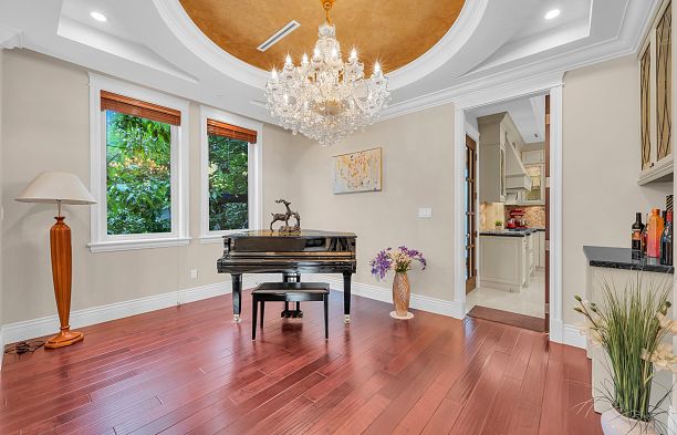 2769 W 49th Avenue Kerrisdale