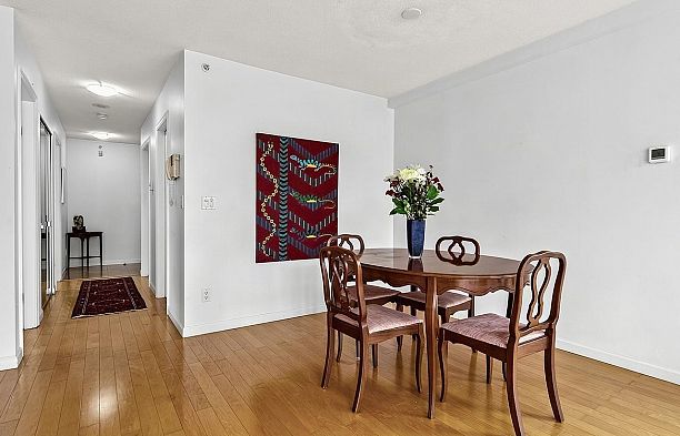 16D 139 Drake Street Yaletown