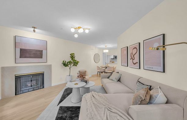 101 1924 Comox Street West End VW