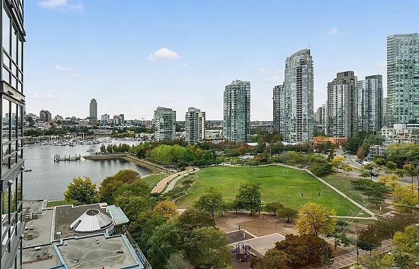 16D 139 Drake Street Yaletown