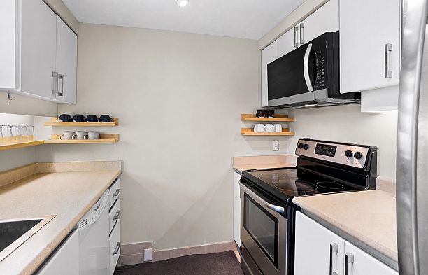 1702 1238 Melville Street Coal Harbour