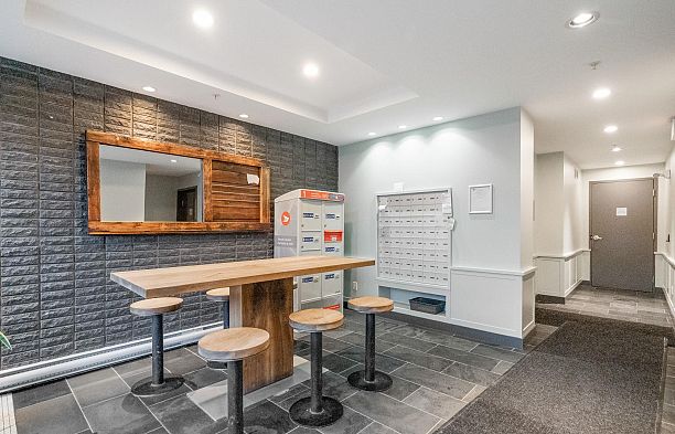 406 2511 Quebec Street Mount Pleasant VE