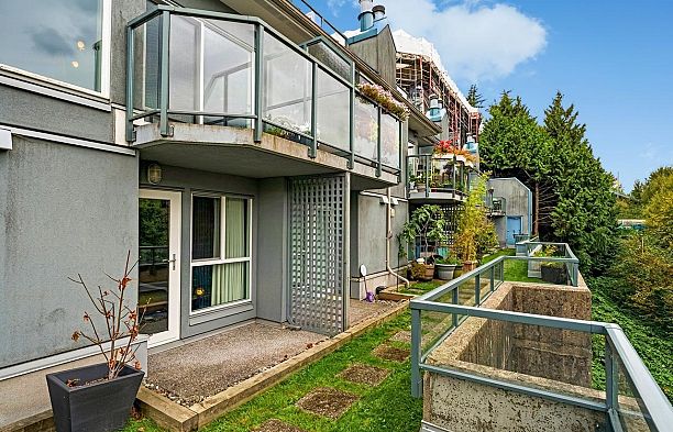 7 1355 W 4th Avenue False Creek
