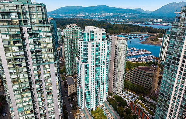1702 1238 Melville Street Coal Harbour