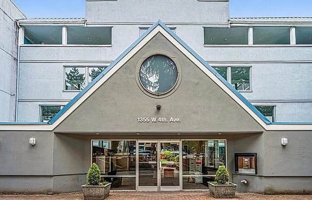 7 1355 W 4th Avenue False Creek
