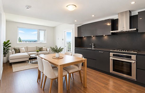 702 7128 Adera Street South Granville