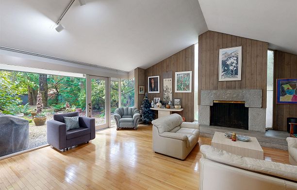 792 W 54th Avenue South Cambie
