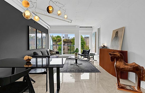 7 1355 W 4th Avenue False Creek