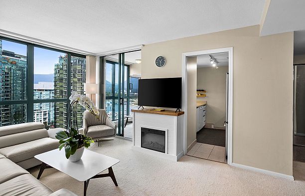 1702 1238 Melville Street Coal Harbour