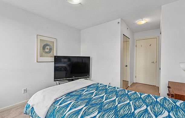 16D 139 Drake Street Yaletown