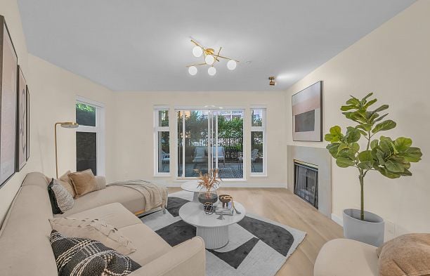 101 1924 Comox Street West End VW