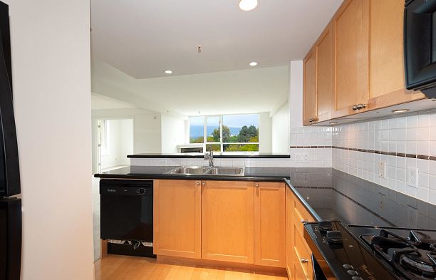 401 1485 W 6th Avenue False Creek