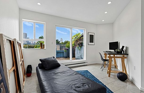7 1355 W 4th Avenue False Creek