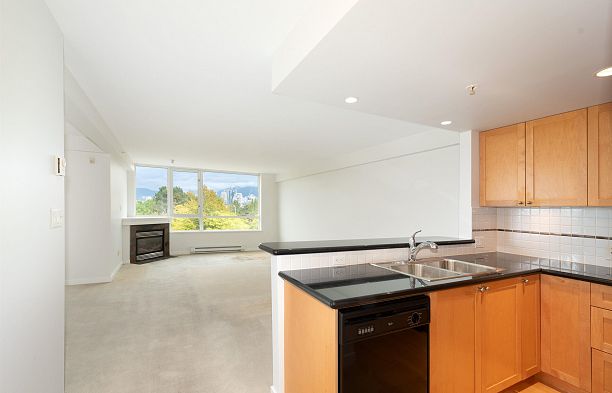 401 1485 W 6th Avenue False Creek