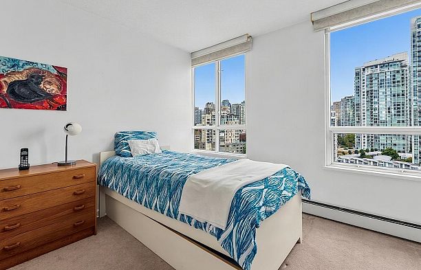 16D 139 Drake Street Yaletown