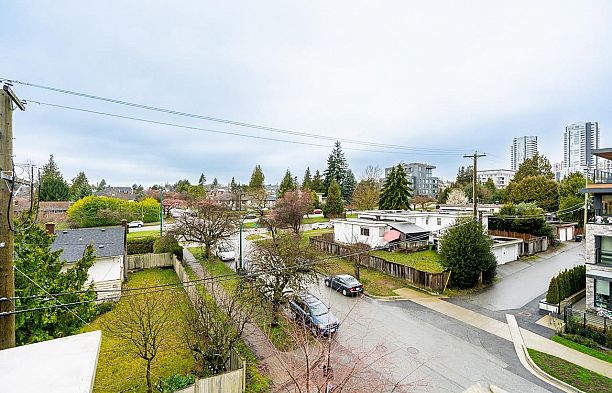 404 458 W 63rd Avenue Marpole