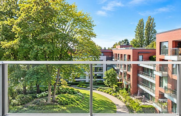 702 7128 Adera Street South Granville