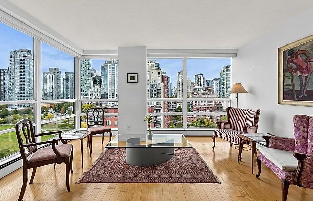 16D 139 Drake Street Yaletown