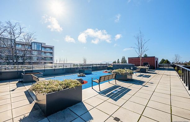 702 7128 Adera Street South Granville