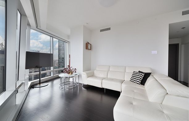 3707 1151 W Georgia Street Coal Harbour