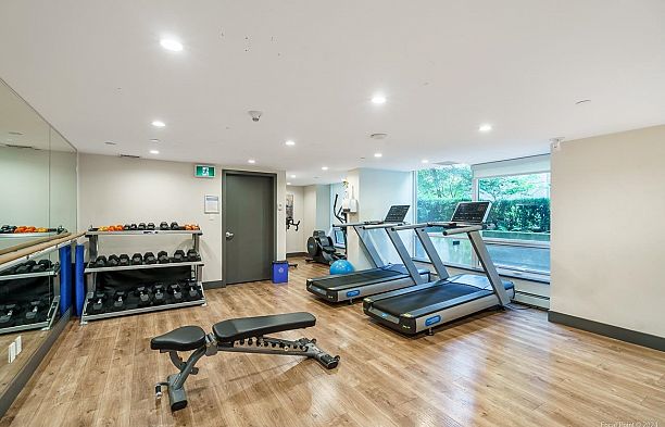 1008 1788 Columbia Street False Creek
