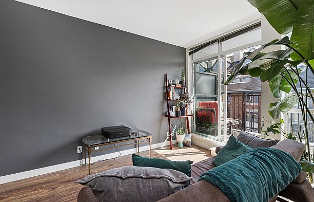 406 2511 Quebec Street Mount Pleasant VE