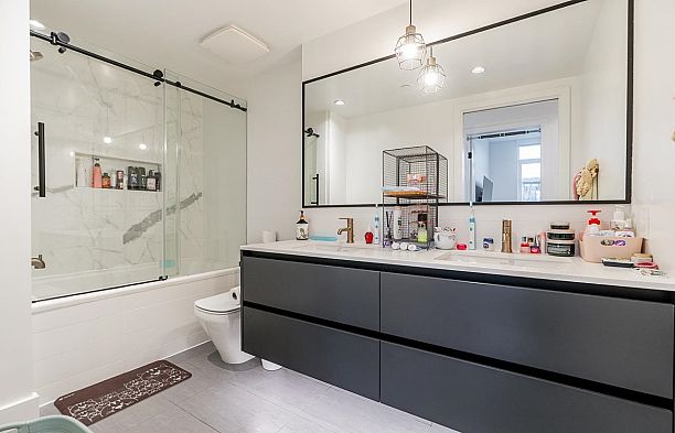 404 458 W 63rd Avenue Marpole