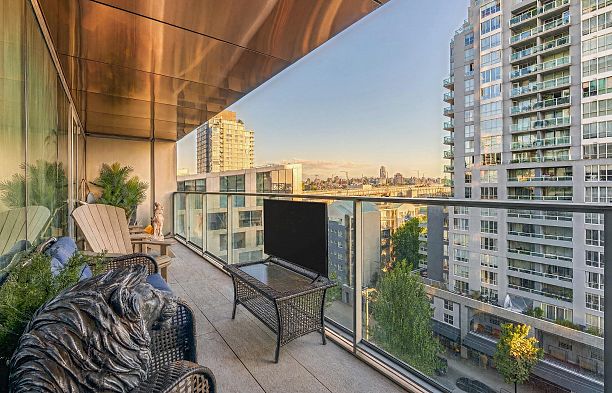 1005 1480 Howe Street Yaletown