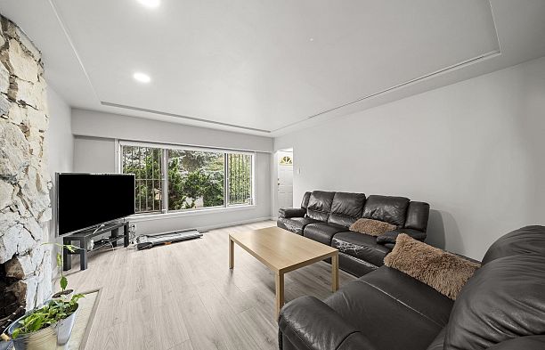 1534 W 71st Avenue Marpole