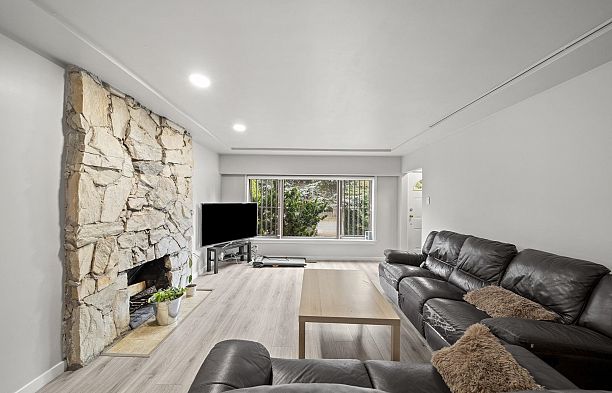 1534 W 71st Avenue Marpole