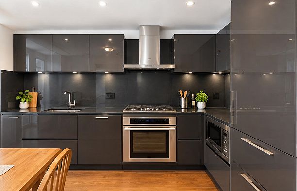 702 7128 Adera Street South Granville
