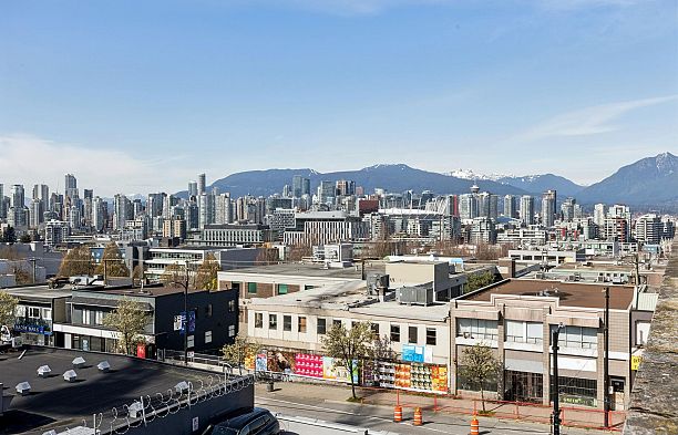 406 2511 Quebec Street Mount Pleasant VE