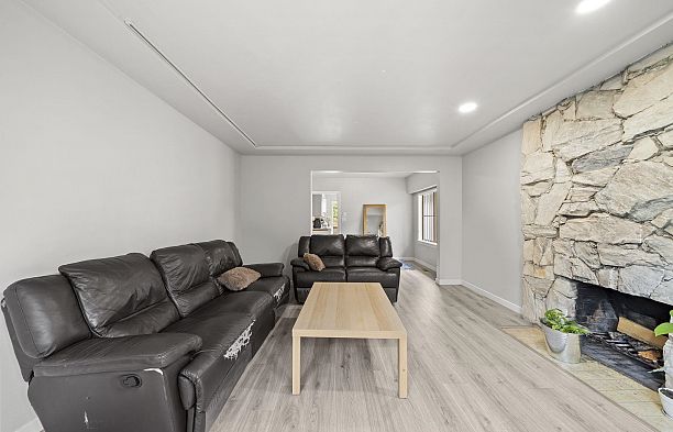 1534 W 71st Avenue Marpole