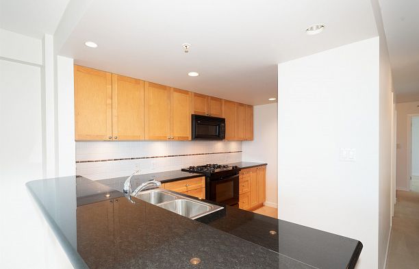 401 1485 W 6th Avenue False Creek