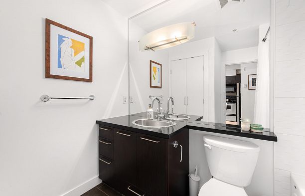 212 205 E 10th Avenue Mount Pleasant VE