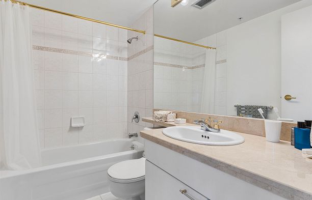 705 388 Drake St Yaletown