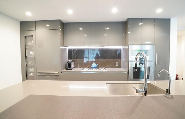 102 375 W 59th Avenue South Cambie