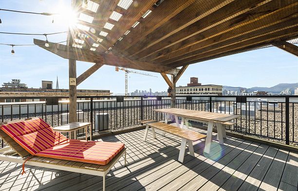 212 205 E 10th Avenue Mount Pleasant VE