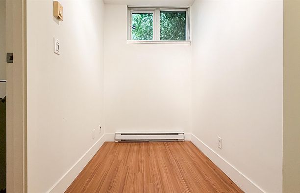 390 E 11th Avenue Mount Pleasant VE