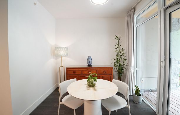 102 375 W 59th Avenue South Cambie