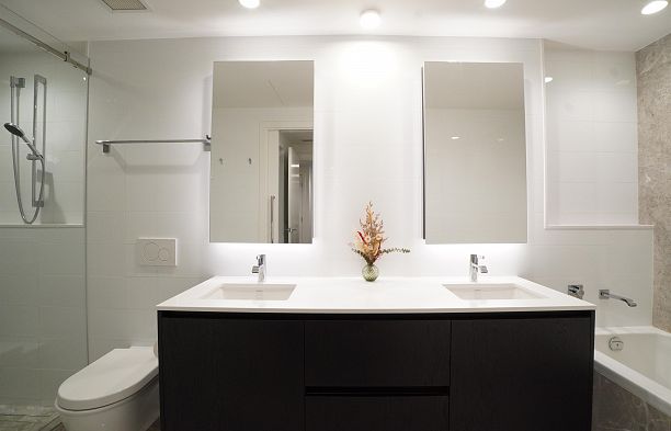 102 375 W 59th Avenue South Cambie
