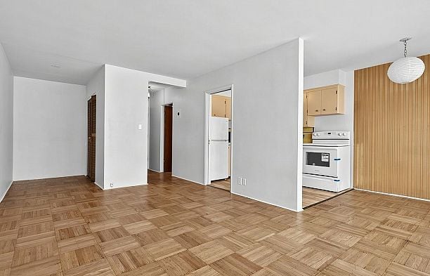 105 1879 Barclay Street West End VW