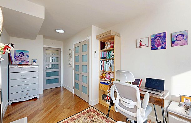 2706 1033 Marinaside Crescent Yaletown