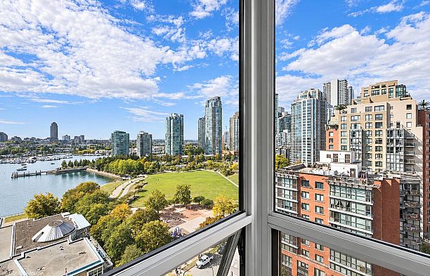 17D 139 Drake Street Yaletown