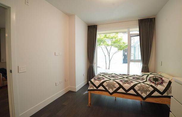 102 375 W 59th Avenue South Cambie